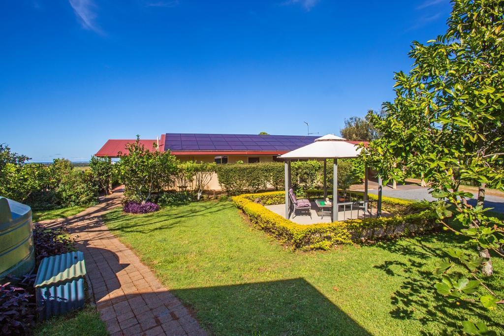 Tropical Coast Retreat - Pet Friendly - Adult Only Guest House Kingscliff Eksteriør bilde
